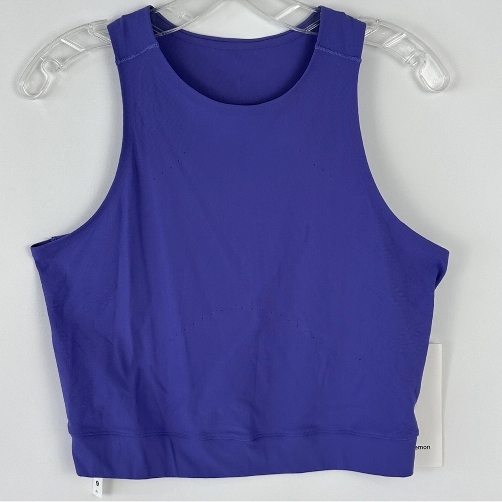 Lululemon tank - Picture 2 of 3